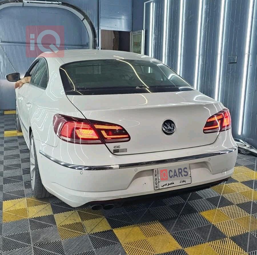 ڤۆڵکسواگن پاسات CC